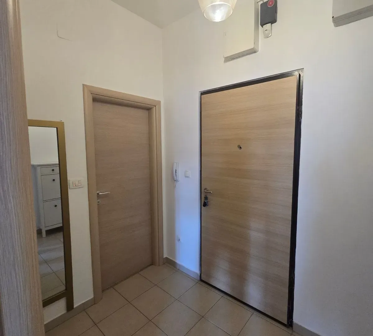 Rent, one bedroom apartment, 46m², Stari Aerodrom, Podgorica