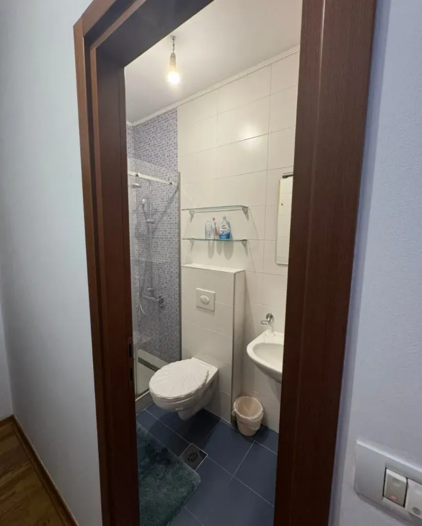Izdavanje, dvosoban stan, 72m², City Kvart, Podgorica
