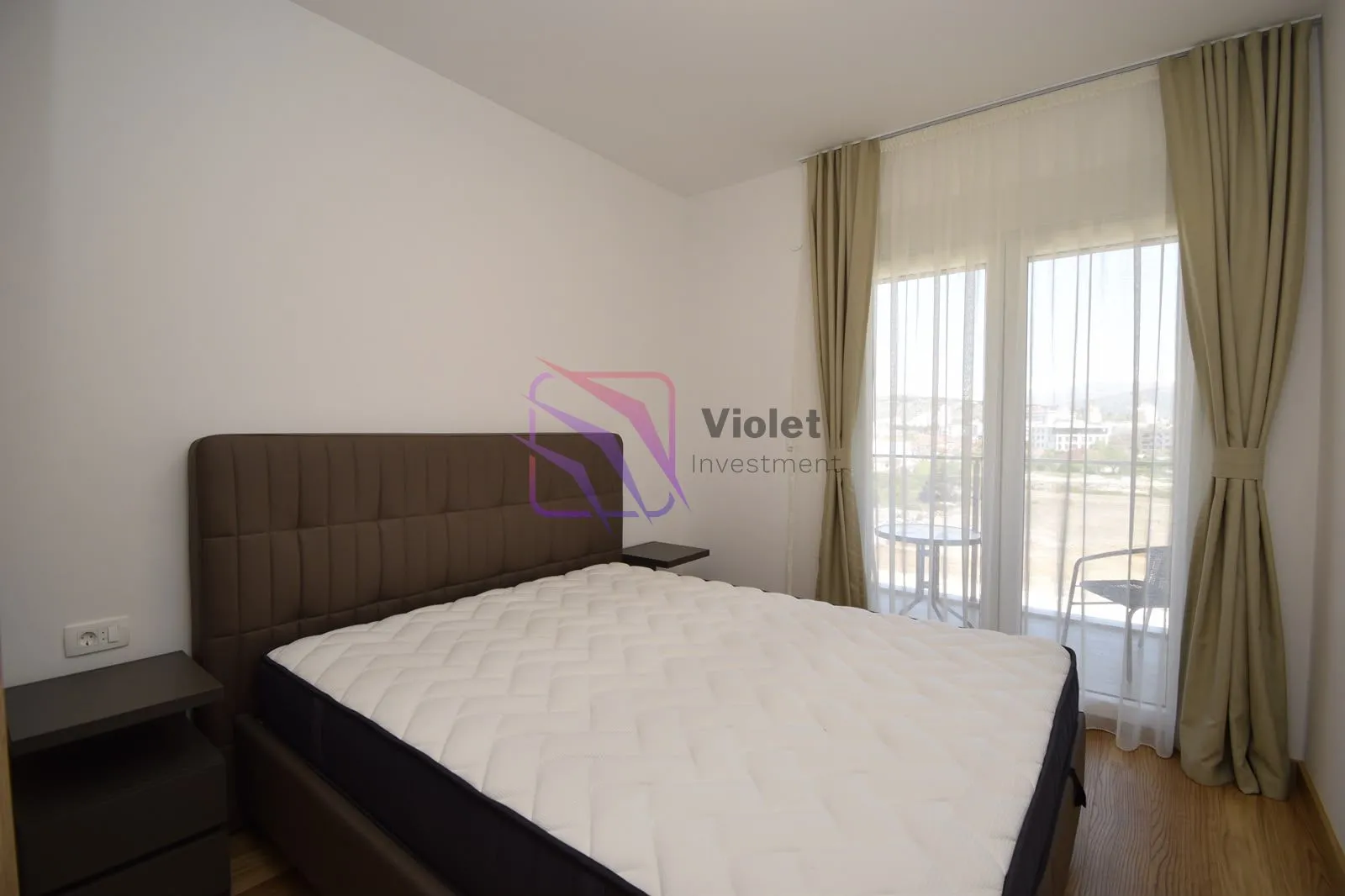 Izdavanje, dvosoban stan, 75m², New City, Podgorica