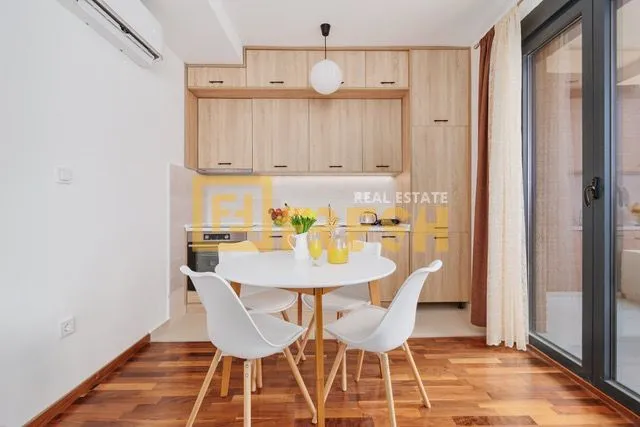 Prodaja, jednosoban stan, 50m², Kotor, Crna Gora