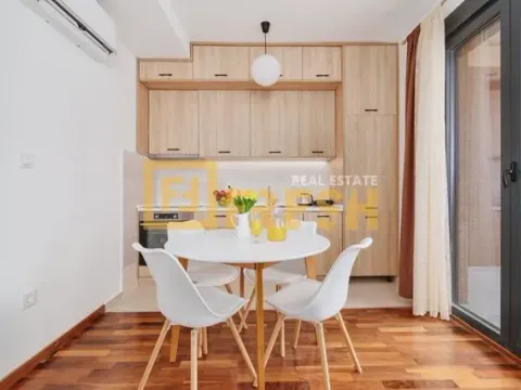 Prodaja, jednosoban stan, 50m², Kotor, Crna Gora - image 11