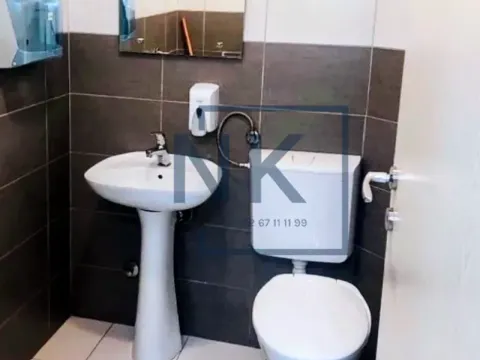 Rent, office space, 172m², 1 maj, Podgorica - image 8