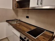 Izdavanje, trosoban stan, 72m², Autokomanda, Voždovac Sve Podlokacije - image 6