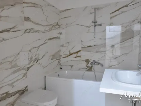 Sale, two bedroom apartment, 75m², Dobrota, Kotor - image 14