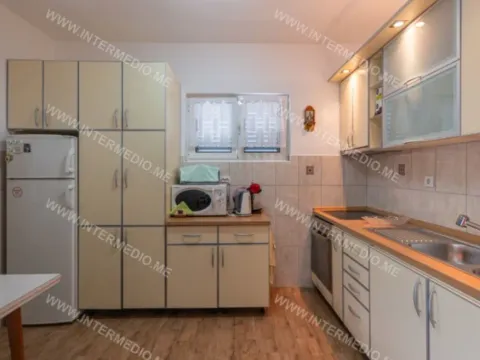 Prodaja, kuća, 231m², Sutorina, Herceg Novi - image 10