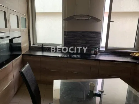 Prodaja, kuća, 540m², Centar, Šabac - image 3