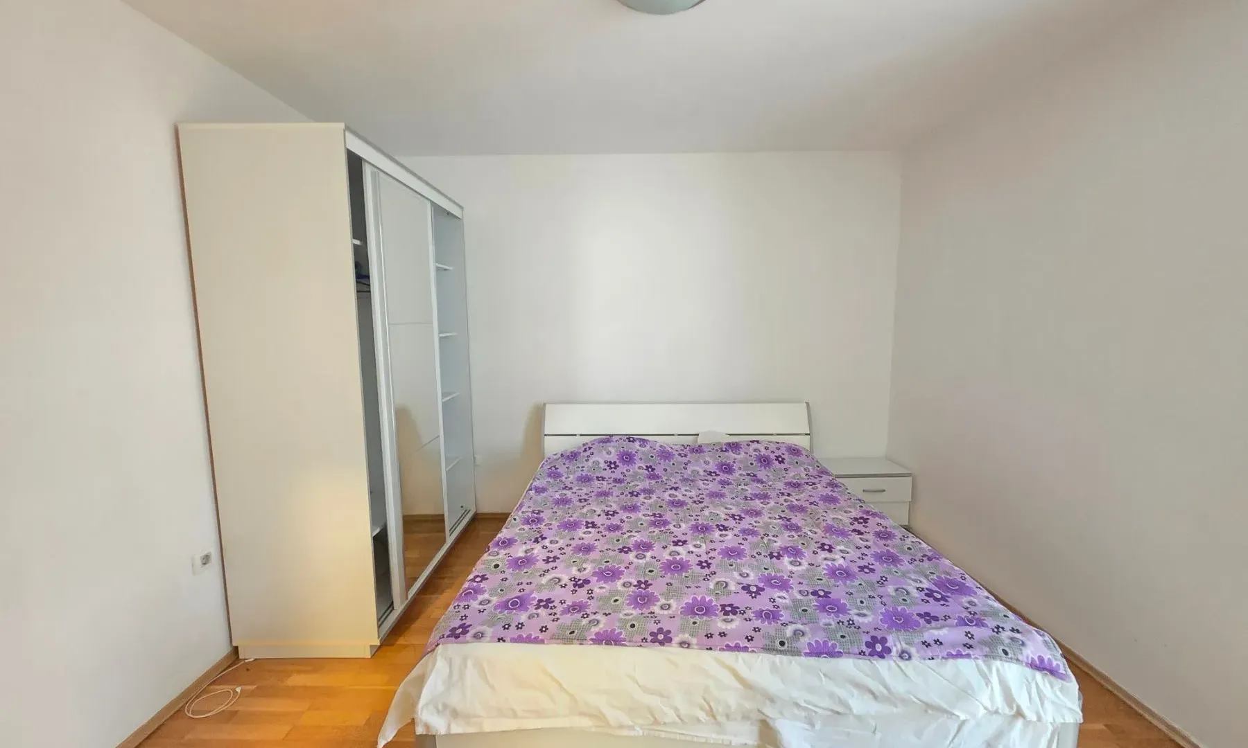 Prodaja, trosoban stan, 100m², Petrovac, Budva