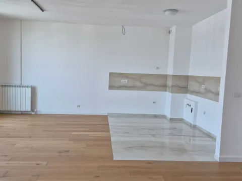 Sale, three bedroom apartment, 107m², Novi Beograd Blok 65, Novi Beograd Sve Podlokacije - image 2