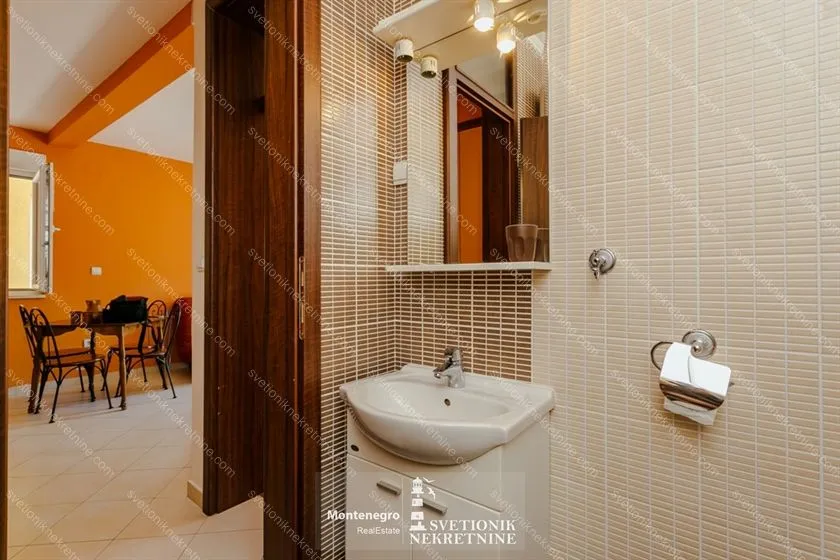 Prodaja, jednosoban stan, 49m², Topla, Herceg Novi