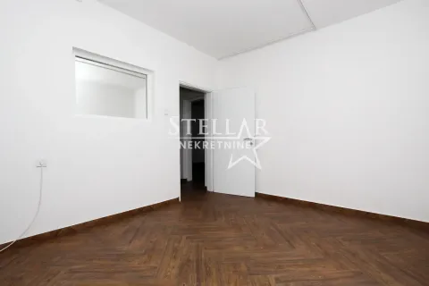 Rent, office space, 50m², Centar, Podgorica - image 2