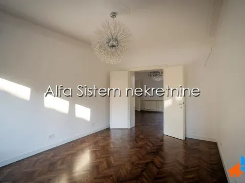 Izdavanje, stan, 112m², Kalenić Pijaca, Vračar Sve Podlokacije - image 4