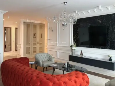 Izdavanje, četvorosoban stan, 170m², Vračar Hram, Vračar Sve Podlokacije - image 12