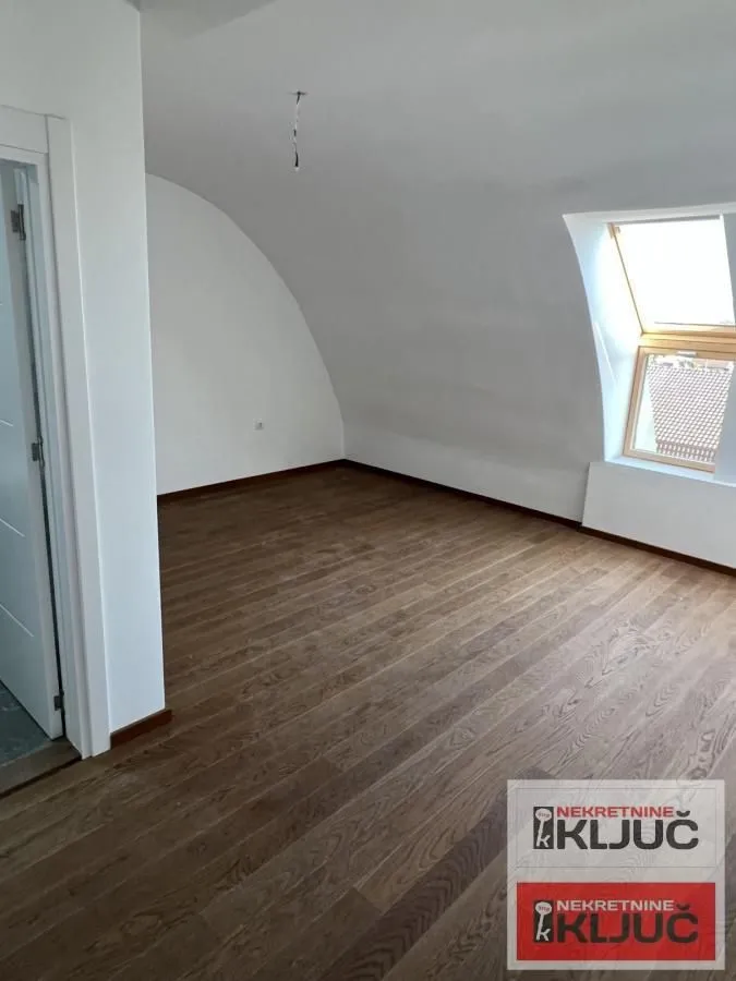 Prodaja, stan, 207m², Telep, Novi Sad Sve Podlokacije