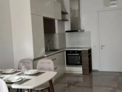 Izdavanje, jednosoban stan, 60m², Bečići, Budva - image 2