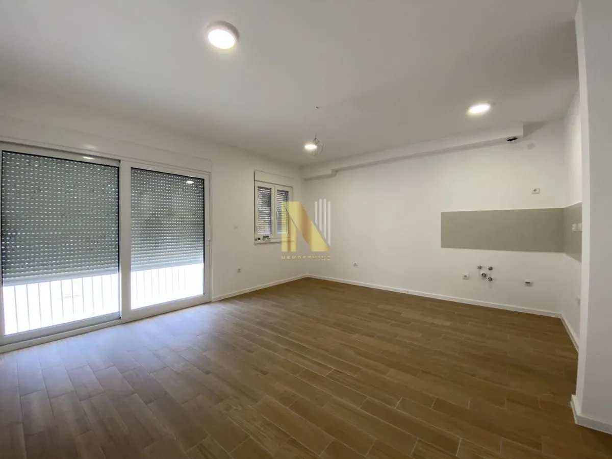 Sale, two bedroom apartment, 41m², Vidovdansko naselje, Novi Sad Sve Podlokacije