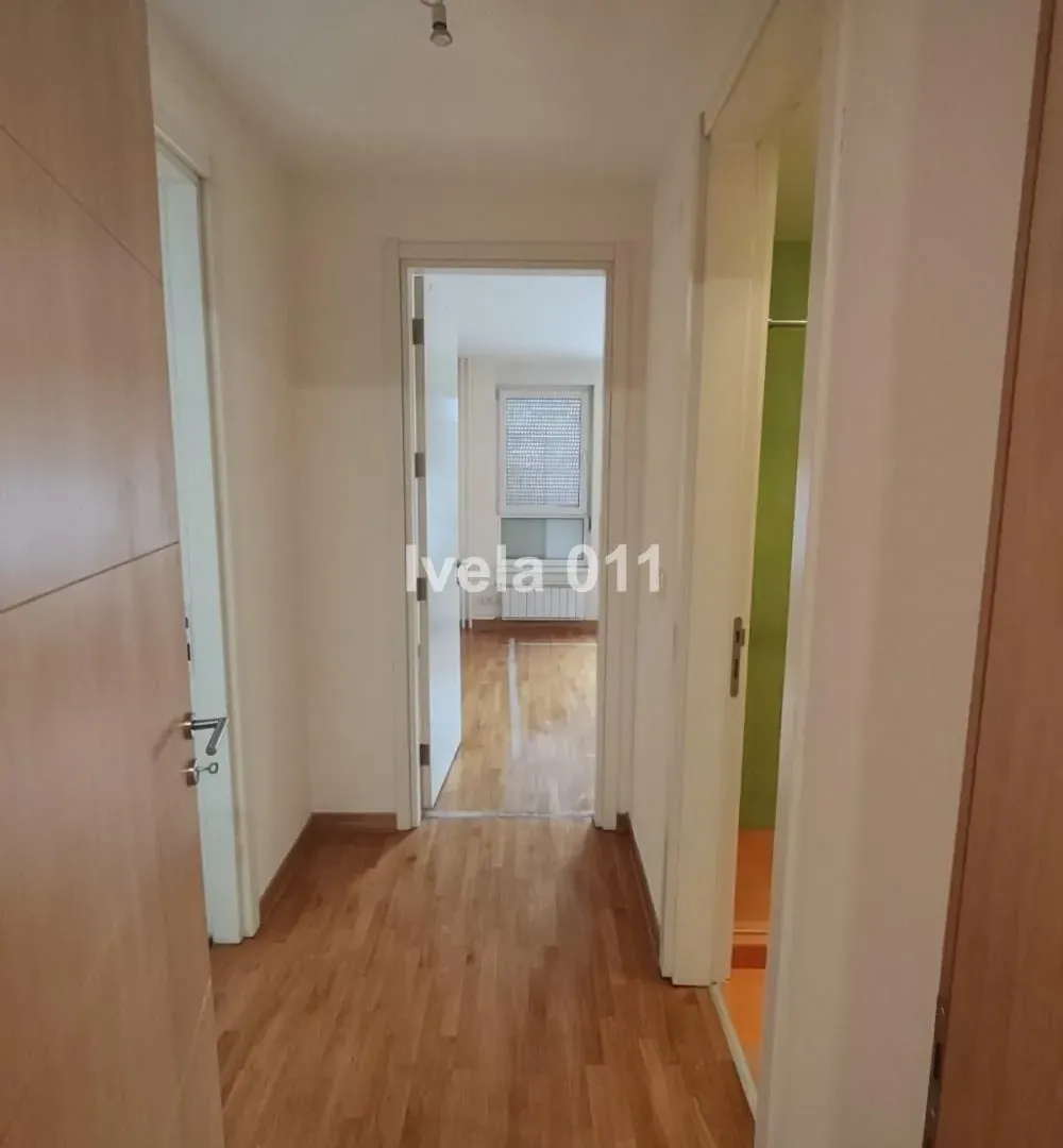 Prodaja, trosoban stan, 106m², Belvil, Beograd