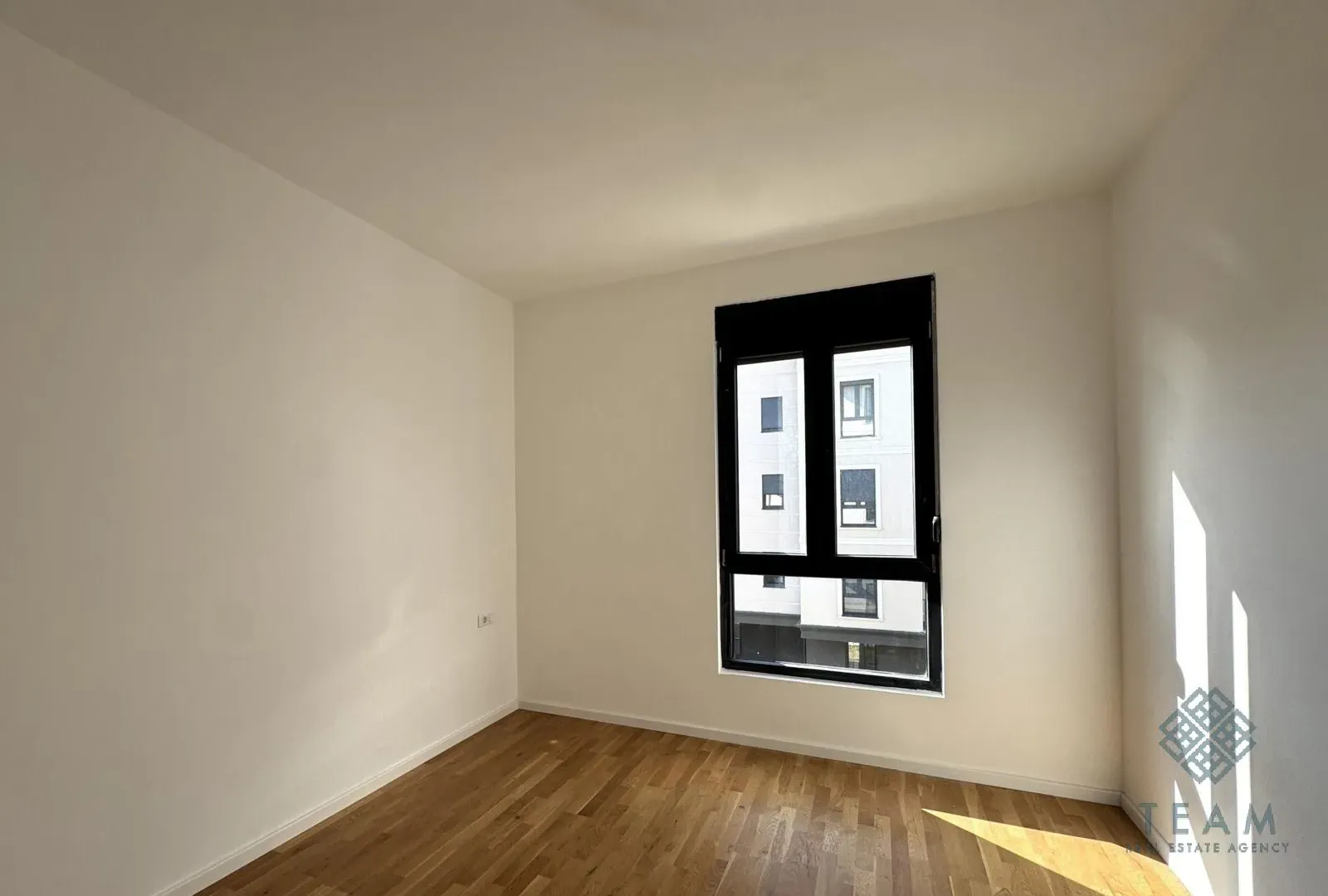 Prodaja, jednosoban stan, 37m², Tološi, Podgorica