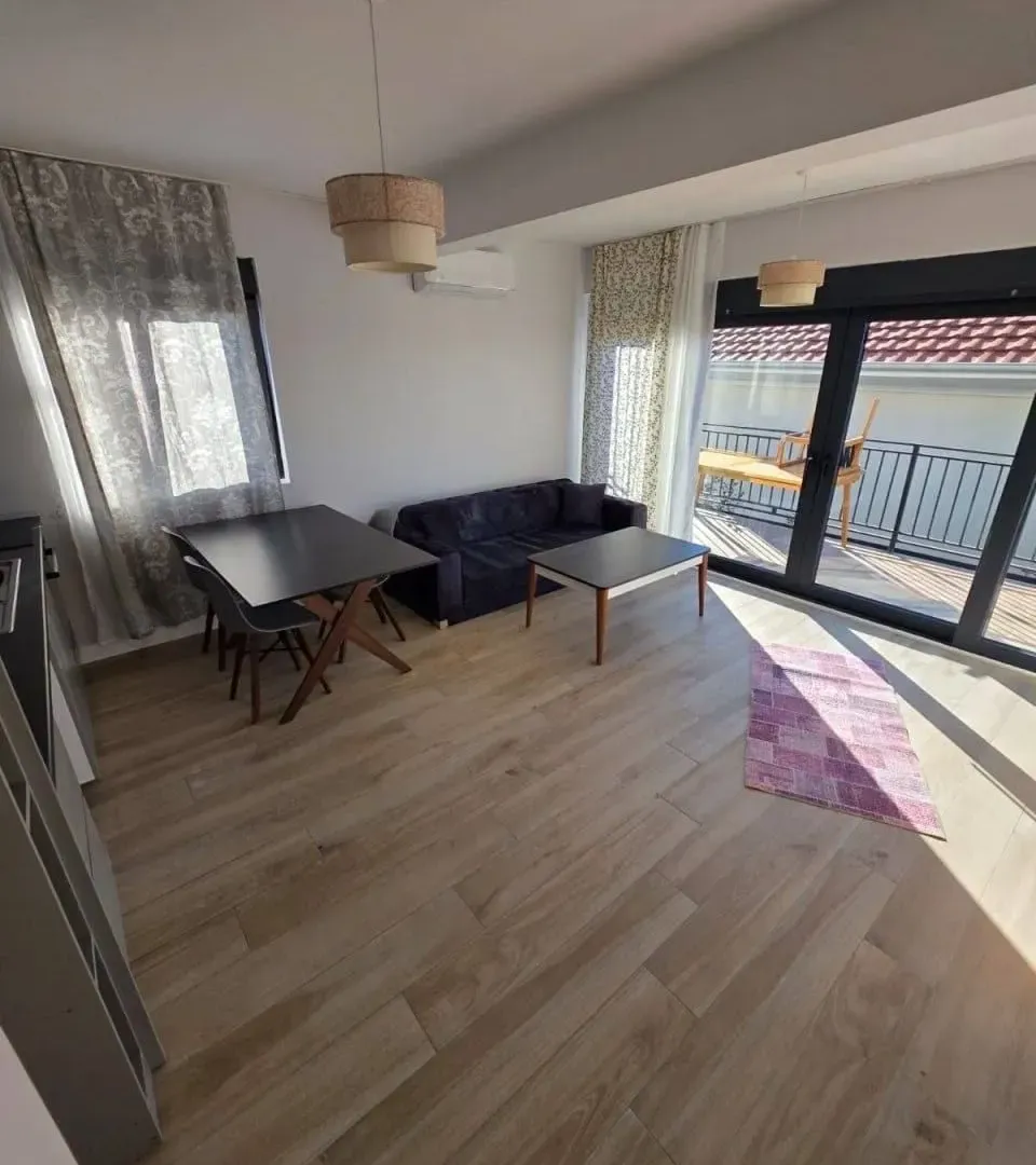 Prodaja, dvosoban stan, 74m², Kava, Tivat