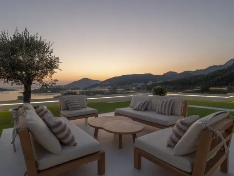 Sale, apartment, 1000m², Rafailovići, Budva - image 26