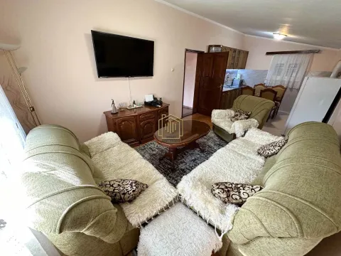 Izdavanje, dvosoban stan, 65m², Murtovina, Podgorica - image 5