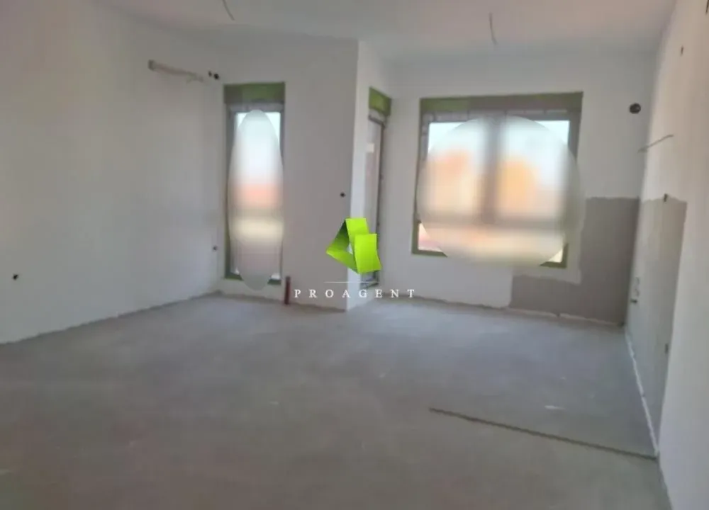 Prodaja, četvorosoban stan, 85m², Medijana, Niš