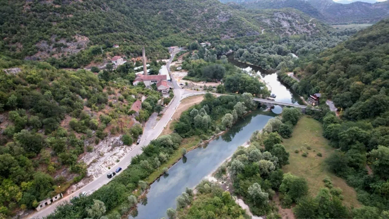 Prodaja, plac, 1300m², Cetinje, Crna Gora