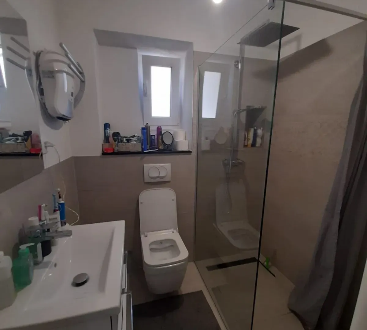 Sale, house, 147m², Stari Aerodrom, Podgorica