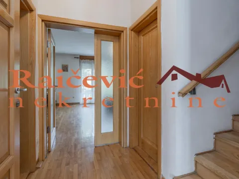 Sale, apartment, 142m², Savski Venac, Beograd - image 9