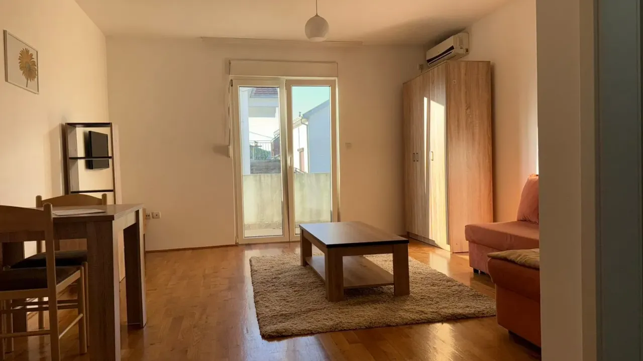 Rent, one bedroom apartment, 33m², Zagorič, Podgorica