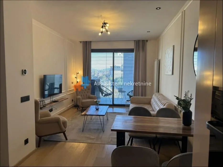 Rent, three bedroom apartment, 70m², Stari Grad, Beograd