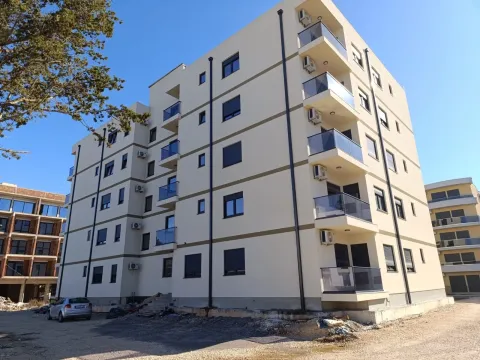 Prodaja, jednosoban stan, 47m², Ulcinjsko Polje, Ulcinj - image 2
