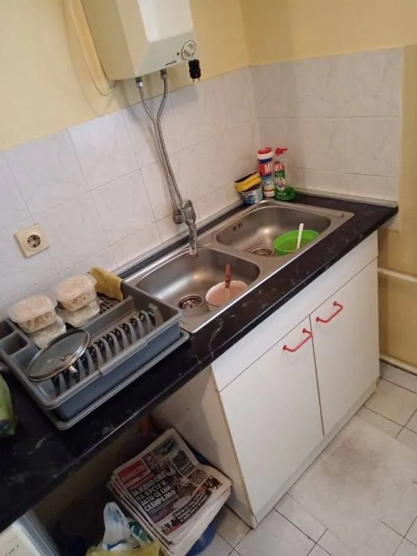 Prodaja, trosoban stan, 61m², Centar Sve Podlokacije, Beograd