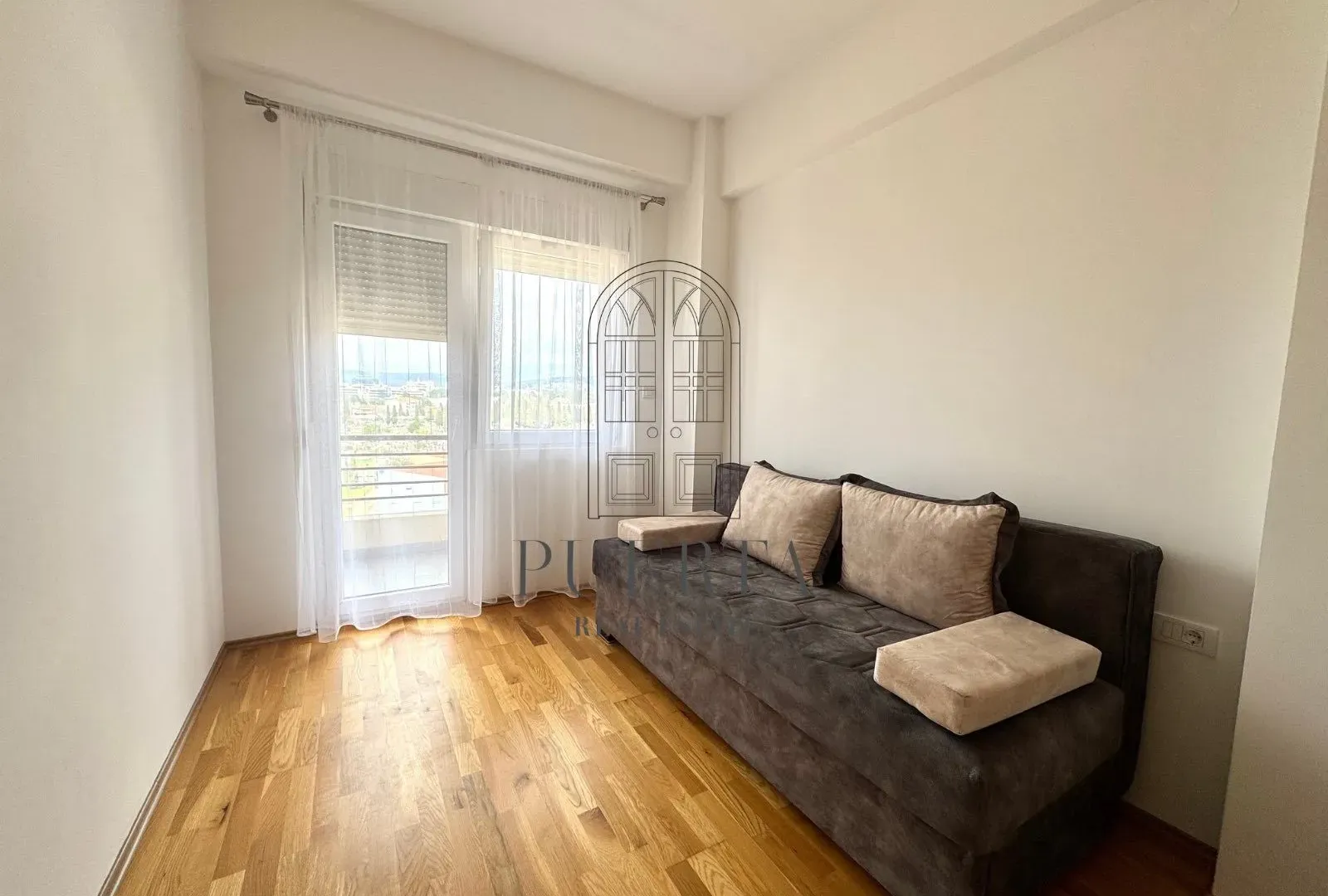 Rent, two bedroom apartment, 82m², Ljubović, Podgorica