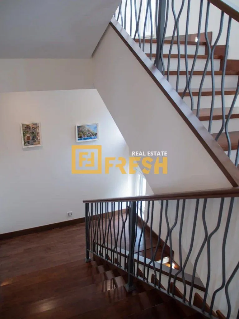 Prodaja, kuća, 750m², Tivat, Crna Gora
