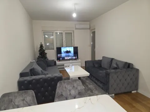 Prodaja, jednosoban stan, 47m², Central Point, Podgorica - image 8