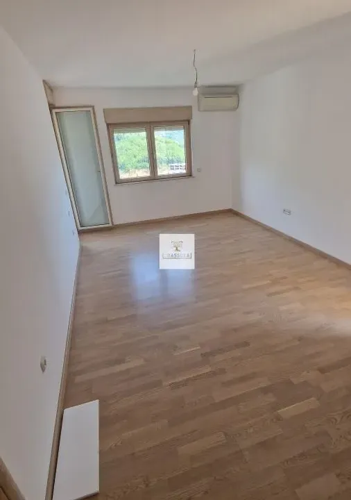 Prodaja, jednosoban stan, 45m², Ivanovići, Budva