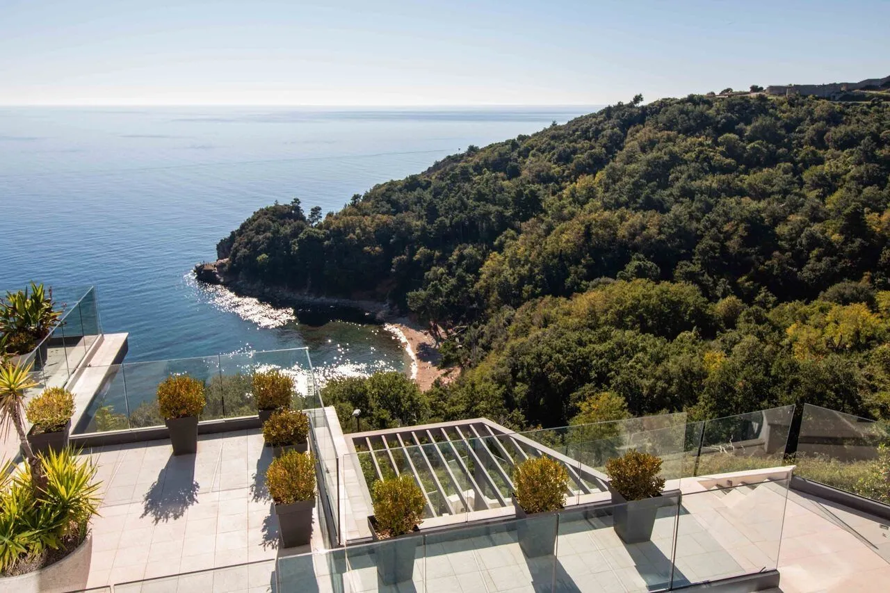 Sale, house, 331m², Seoce, Budva