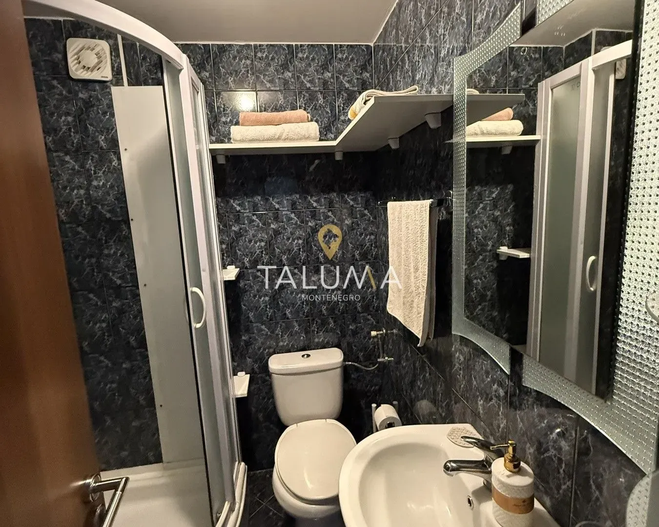 Rent, two bedroom apartment, 56m², City Kvart, Podgorica