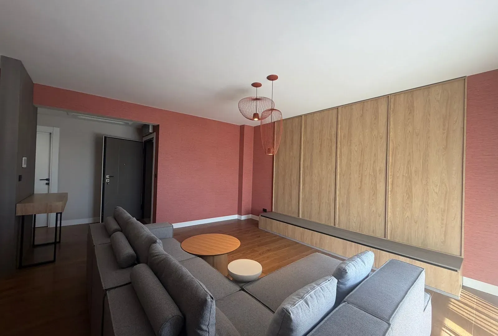 Izdavanje, dvosoban stan, 72m², Tripovići, Tivat