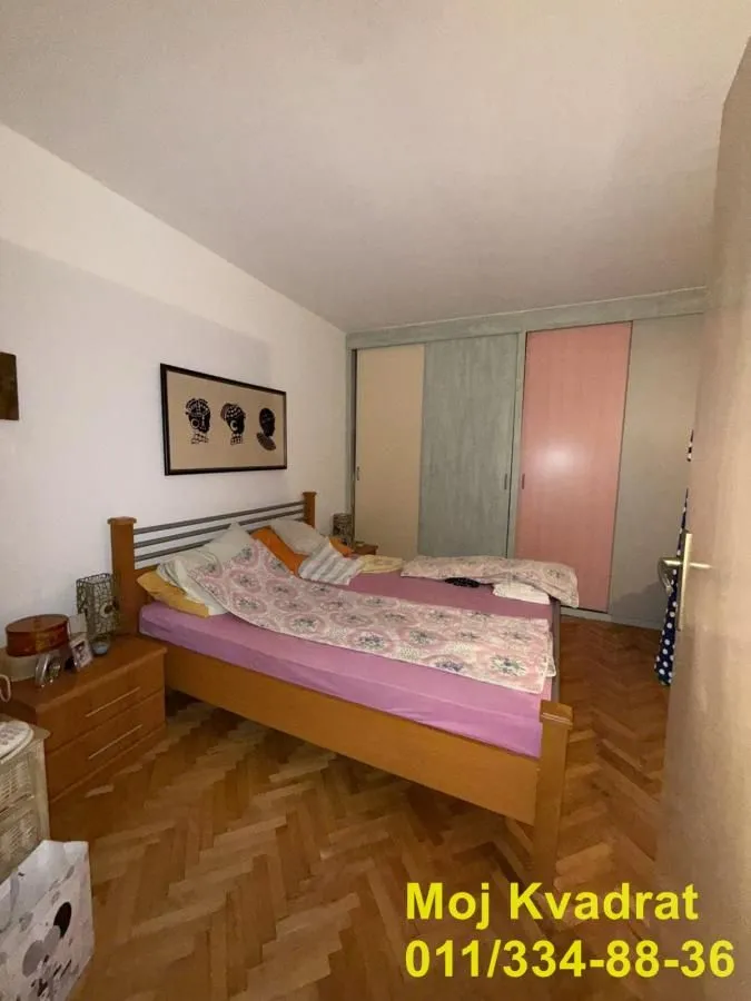 Prodaja, trosoban stan, 56m², Petlovo Brdo, Beograd