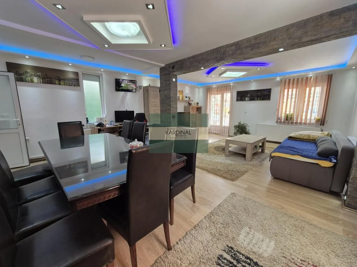 Sale, house, 181m², Kajsijar, Jagodina