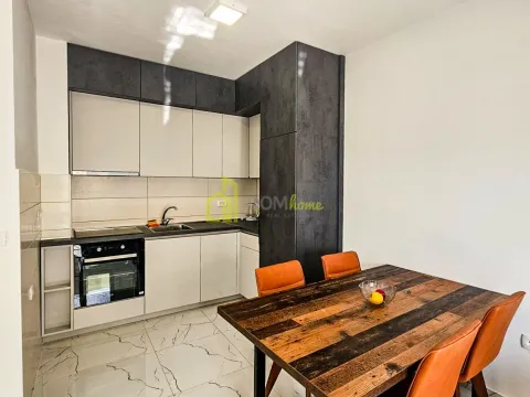 Izdavanje, stan, 45m², Tivat, Crna Gora - image 3