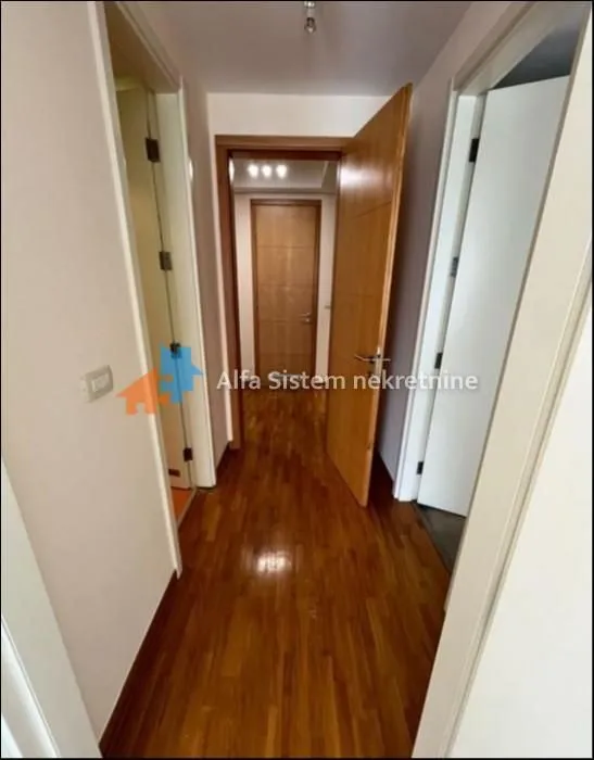 Sale, three bedroom apartment, 107m², Novi Beograd Blok 67, Novi Beograd Sve Podlokacije