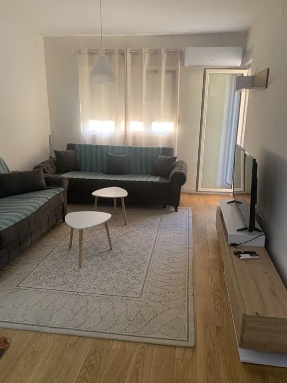 Prodaja, jednosoban stan, 48m², Central Point, Podgorica