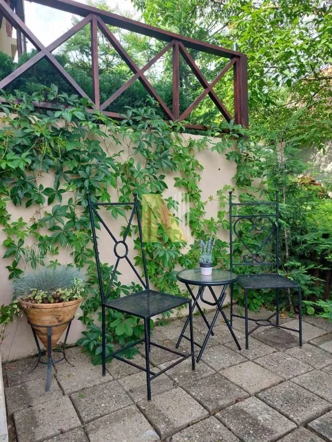 Prodaja, kuća, 94m², Čortanovci, Inđija