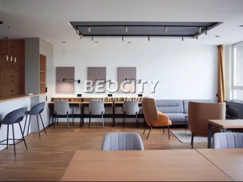Izdavanje, poslovni prostor, 250m2, Karaburma, Palilula, Beograd Izdavanje, poslovni prostor, 250m2, Karaburma, Palilula, Beograd