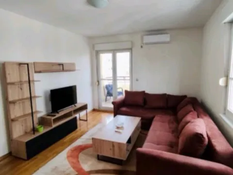 Rent, one bedroom apartment, 56m², Stara Varoš, Podgorica