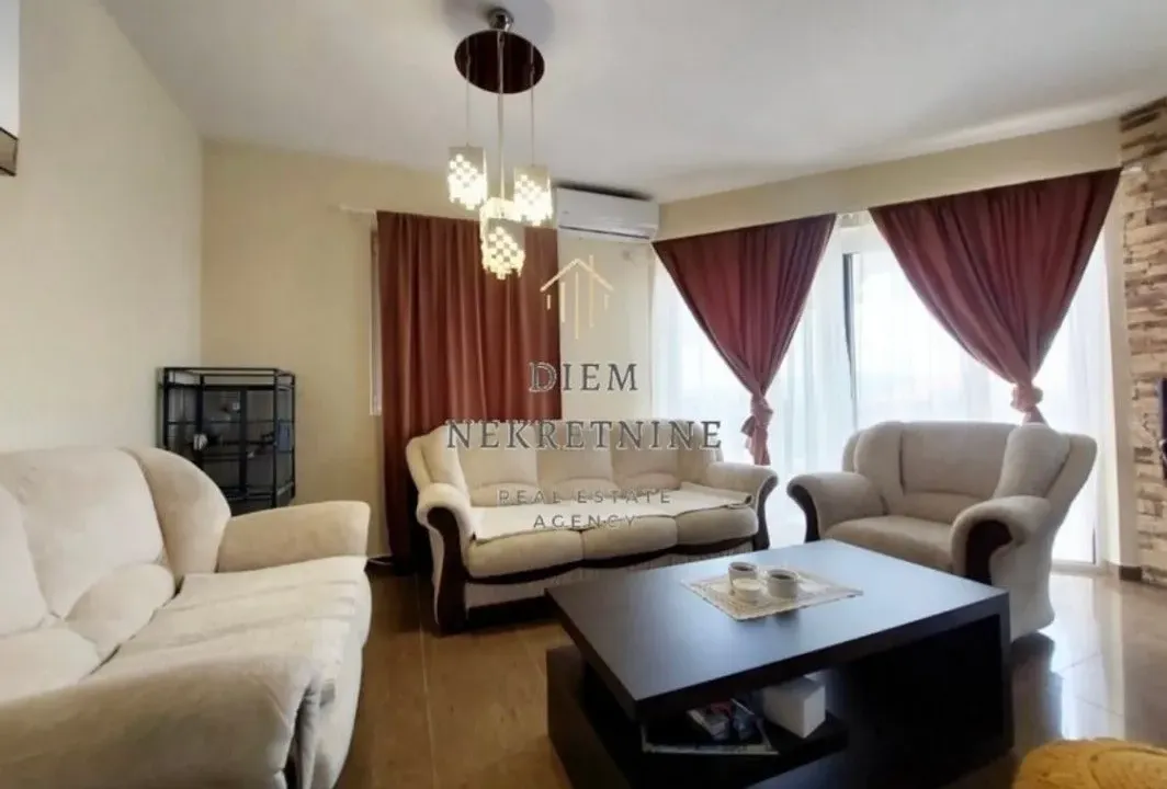 Rent, two bedroom apartment, 80m², Kavač, Kotor