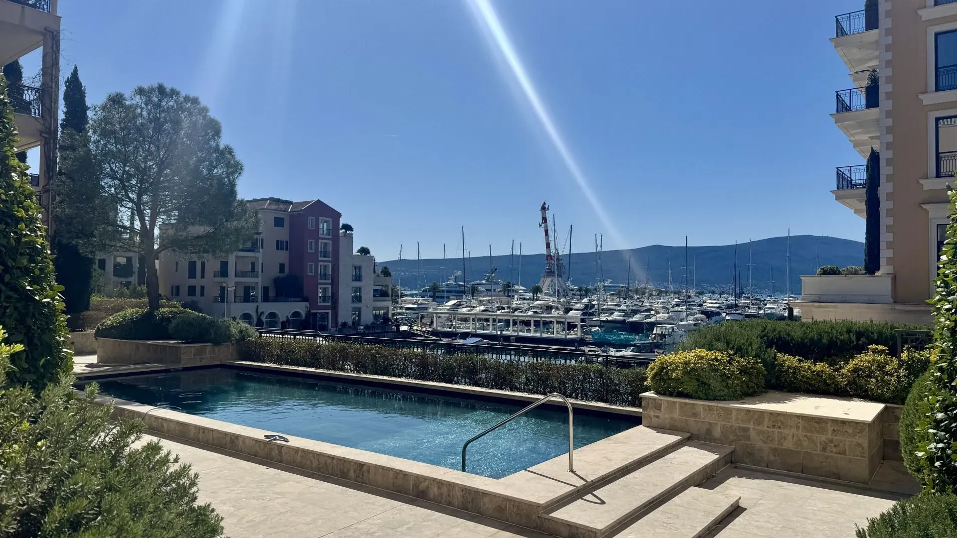 Rent, four bedroom apartment, 228m², Porto Montenegro, Tivat