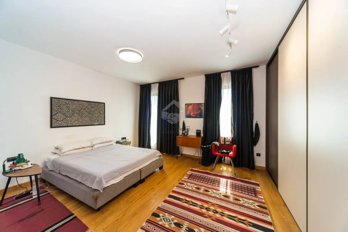 Sale, three bedroom apartment, 142m², Gorica C, Podgorica